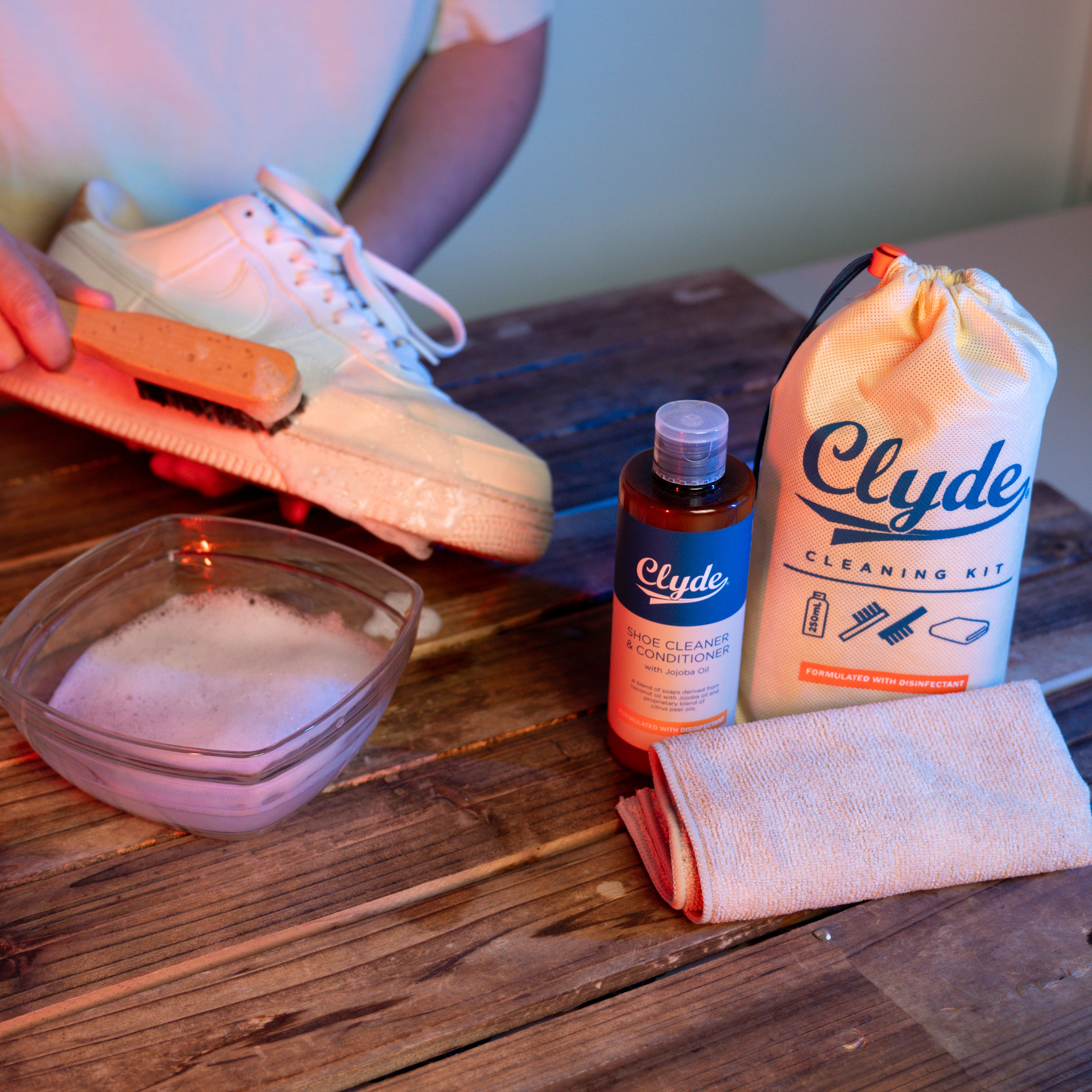 Clyde Cleaning Kit