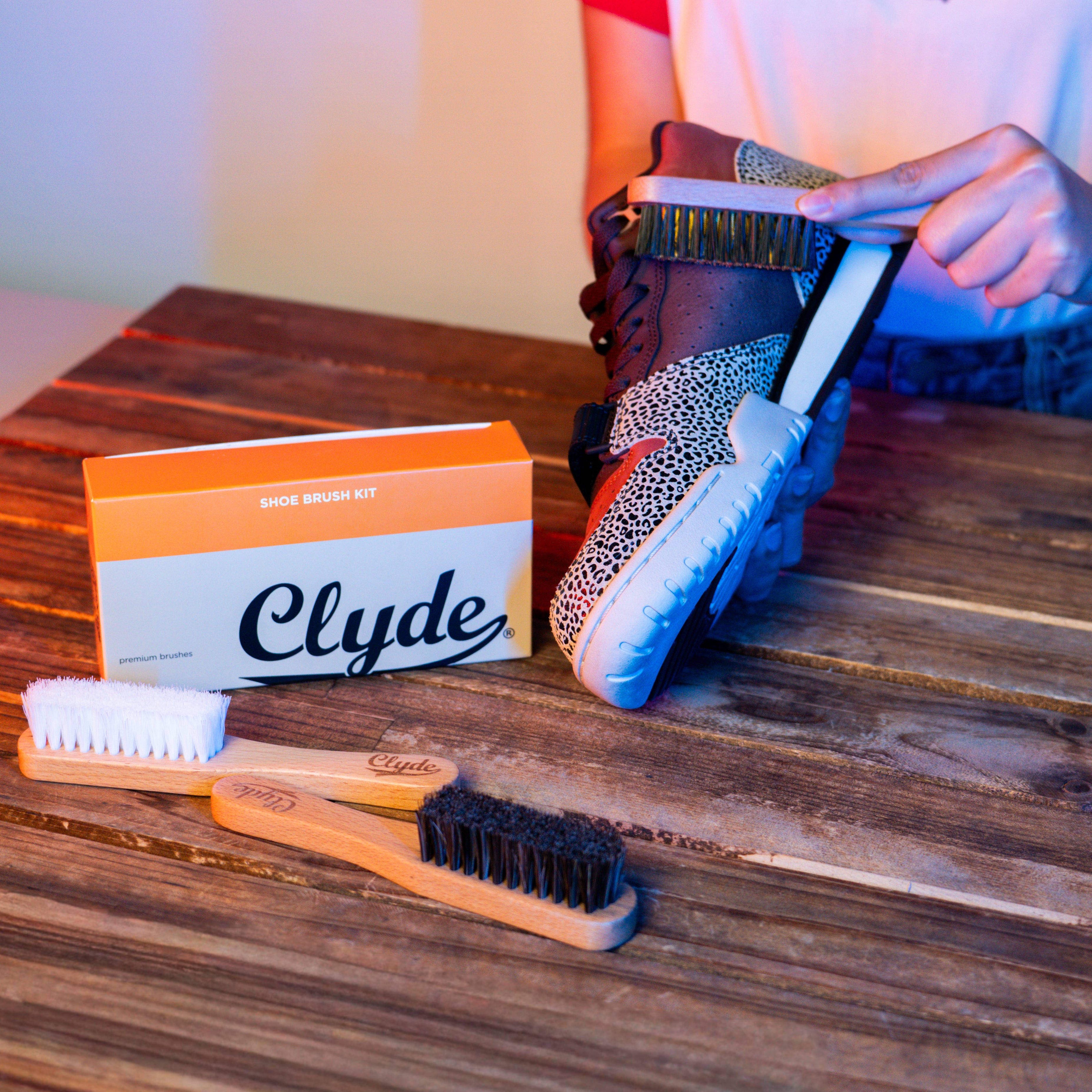 Clyde Shoe Brush Kit